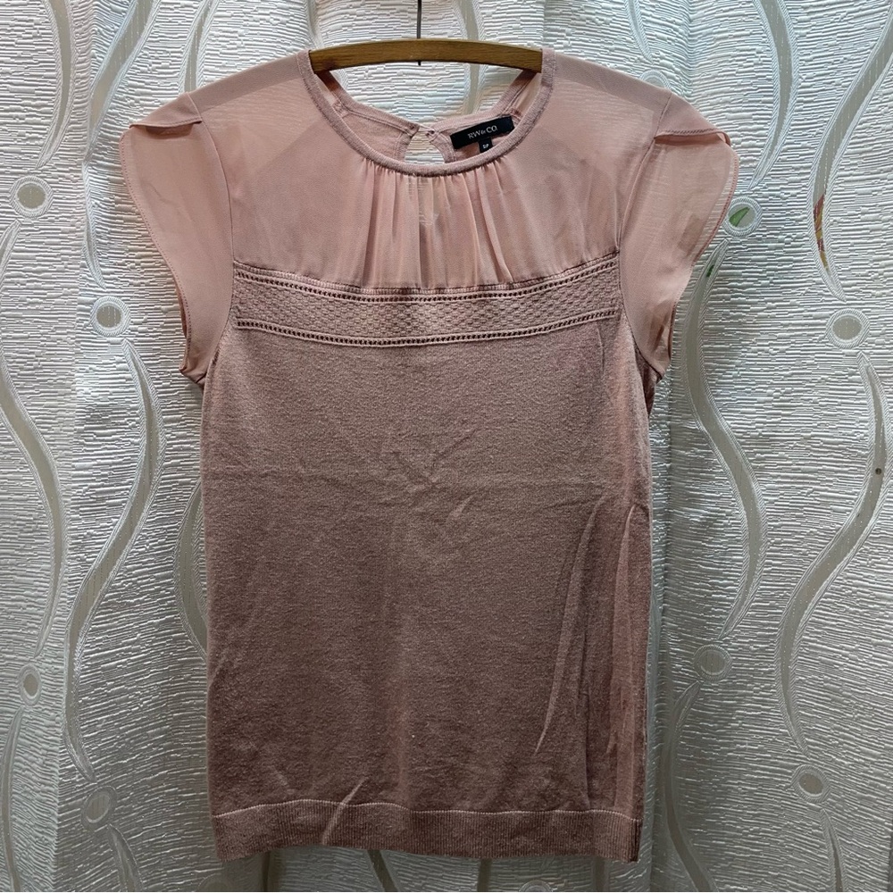 RW&CO Knit Top Women Small‎ Pink Mixed Media Crochet Trim Cap Sleeve